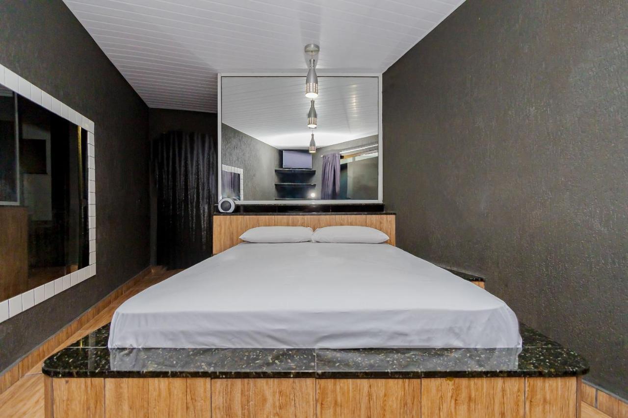 Drops Express Motel Κουριτίμπα Εξωτερικό φωτογραφία